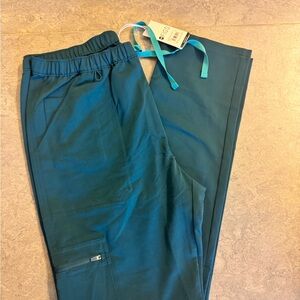 Figs Men's Cairo Slim Cargo Scrub Pants New Size Large Teal